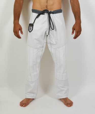 SALE Okami BJJ Gi Set Shield + whitebelt